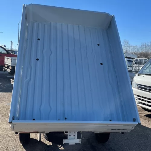 
								2004 Mitsubishi Minicab Mini Dump Truck #136 full									