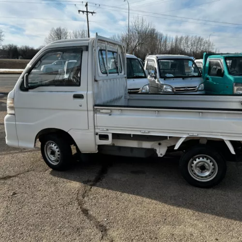 
								2006 Daihatsu Hijet Mini Truck #88 full									