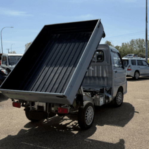 
								2009 Daihatsu Hijet Mini Dump Truck #125 full									