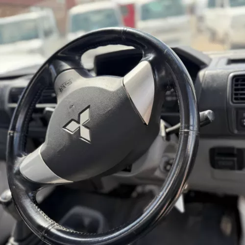 
								2005 Mitsubishi Minicab Dump Truck #119 full									