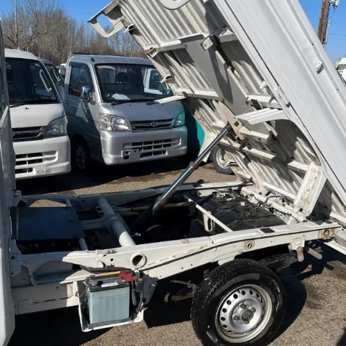 
								2004 Mitsubishi Minicab Mini Dump Truck #136 full									
