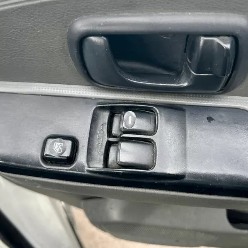 
								2005 Mitsubishi Minicab Dump Truck #119 full									