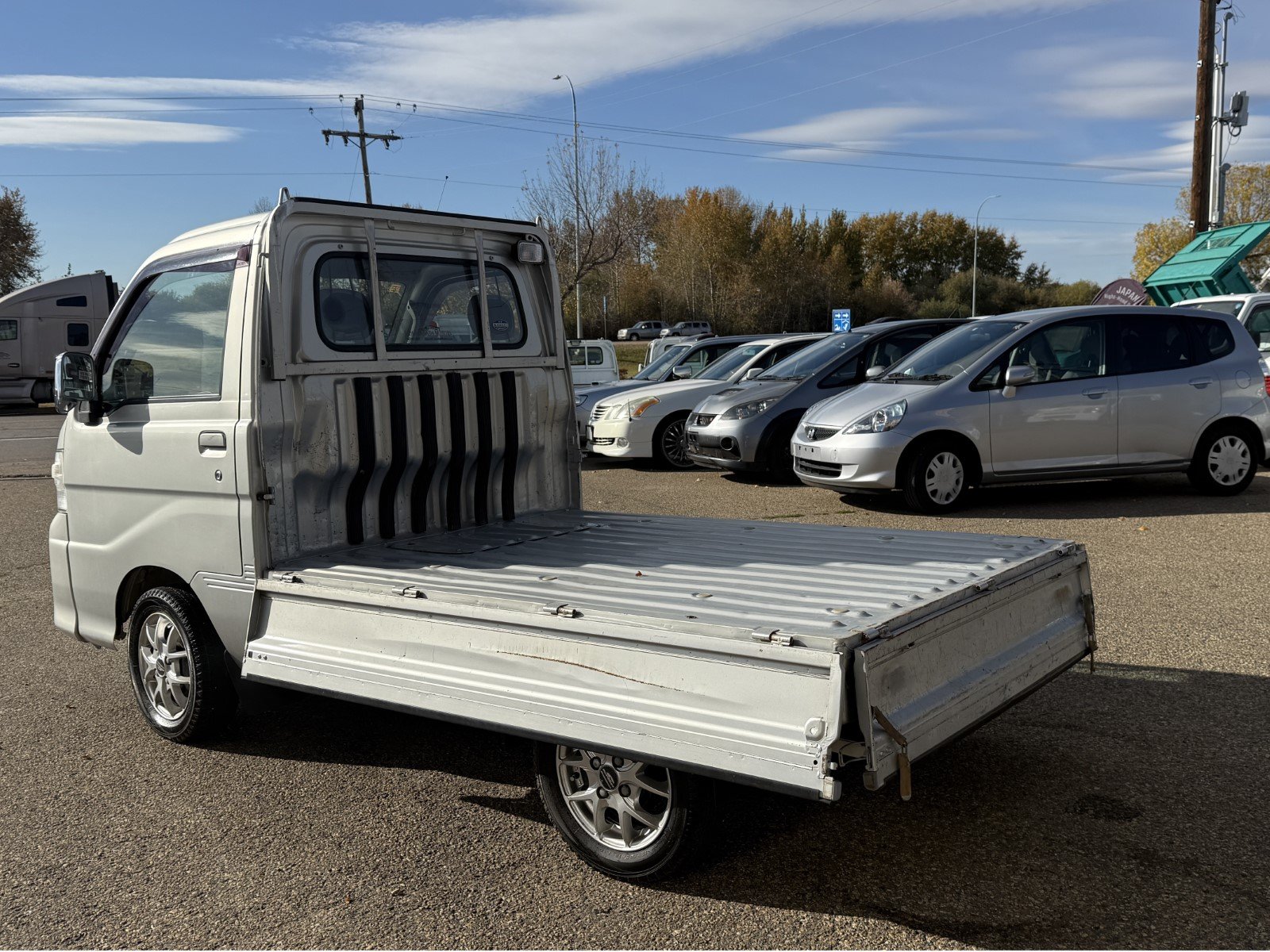 
								2005 Daihatsu Hijet 4WD #92 full									