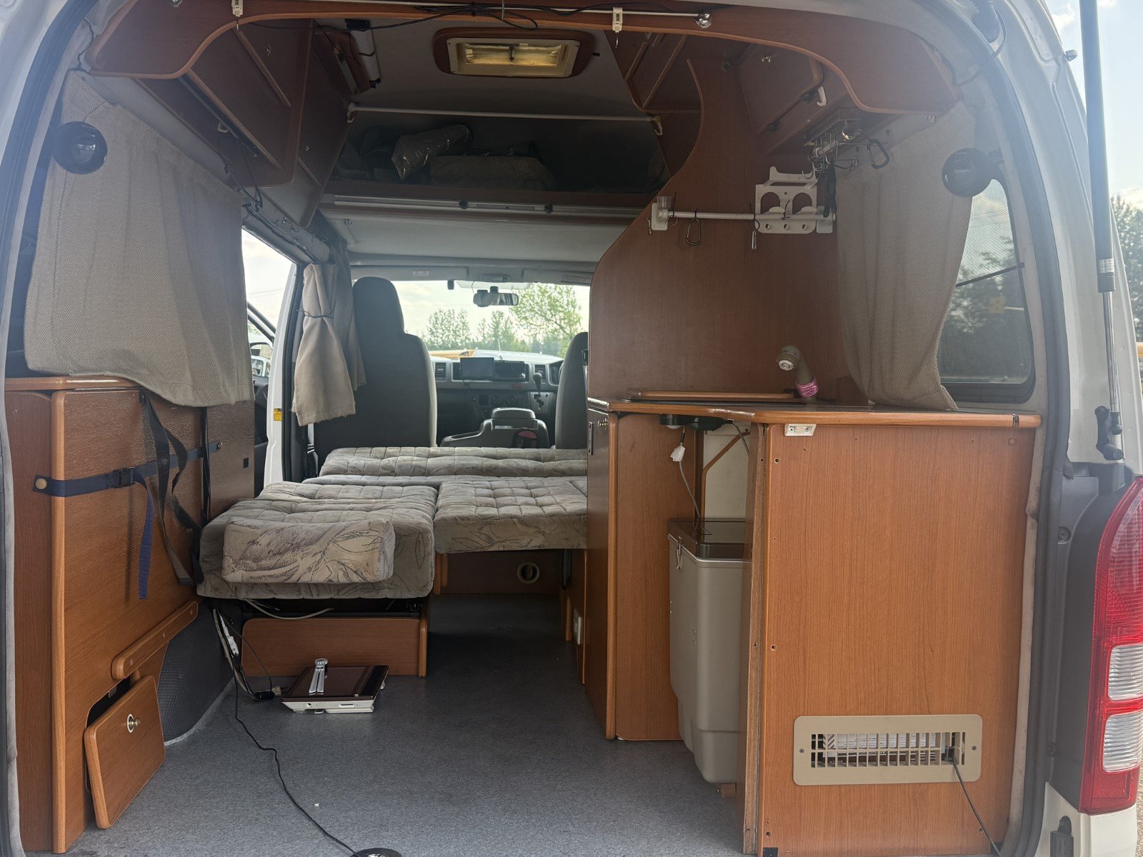 
								2005 Toyota Hiace Campervan 4WD #172 full									