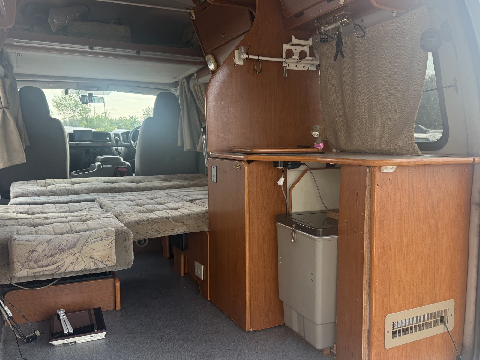 
								2005 Toyota Hiace Campervan 4WD #172 full									