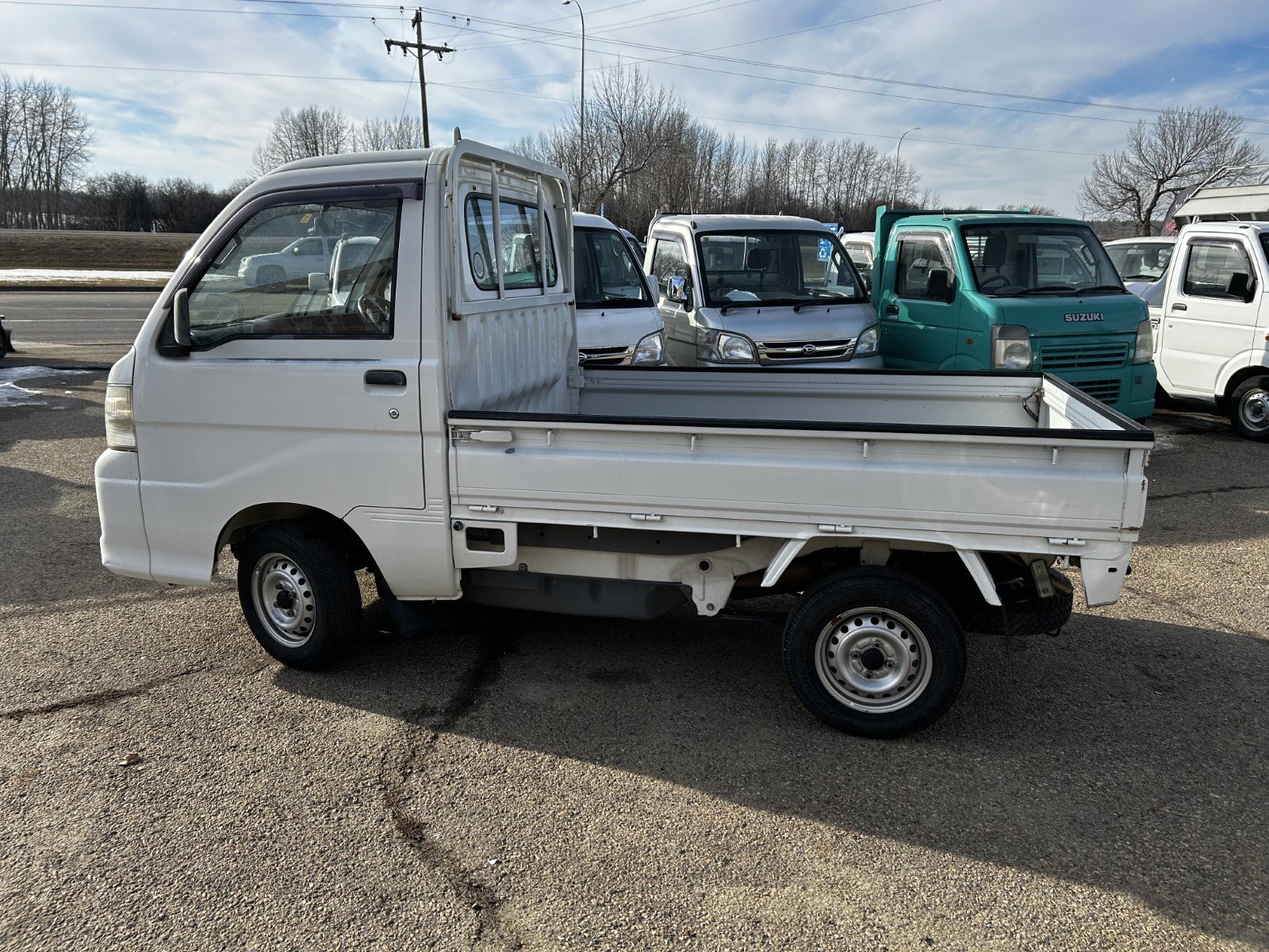 
								2006 Daihatsu Hijet 4WD #88 full									
