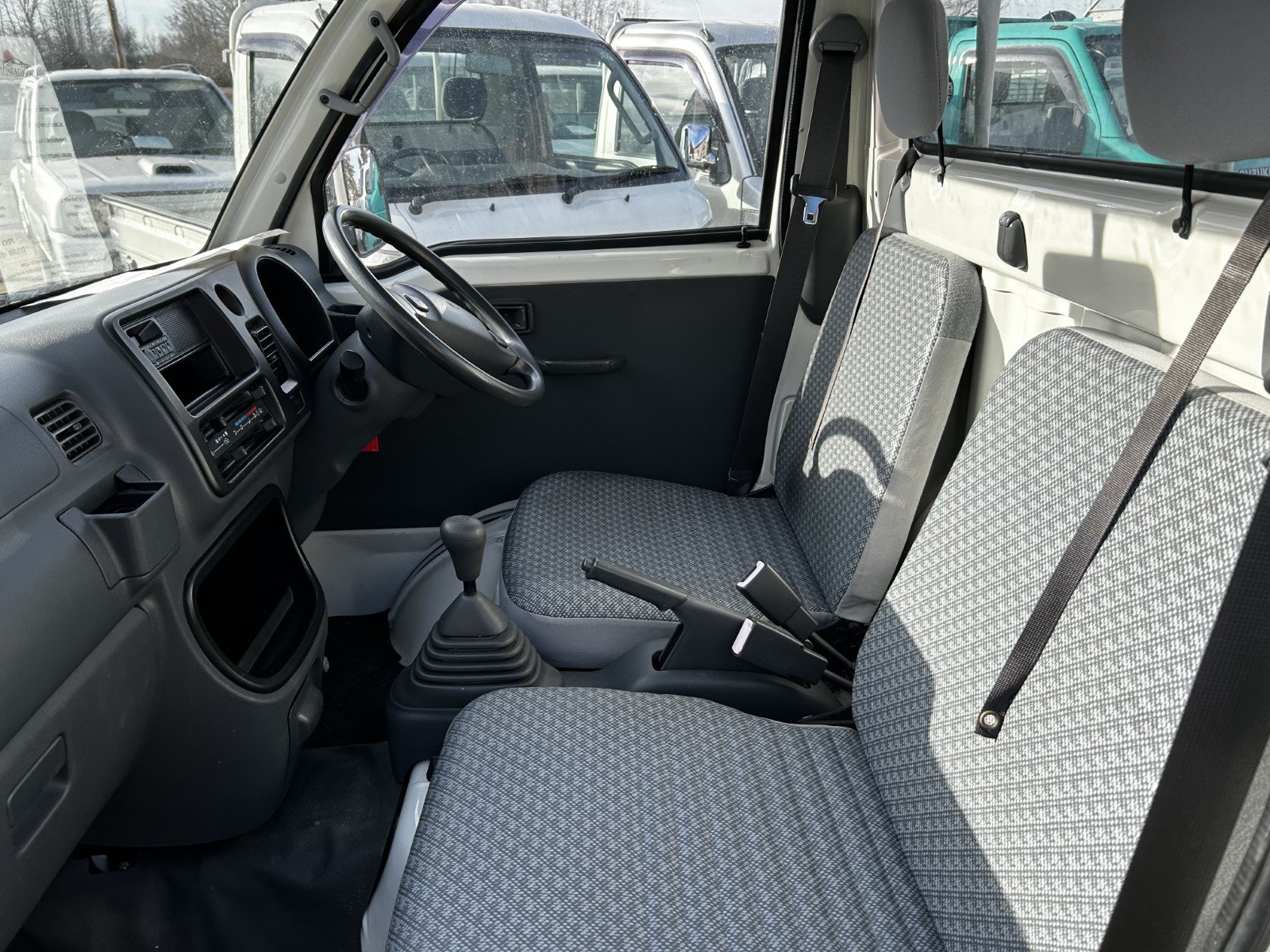 
								2006 Daihatsu Hijet 4WD #88 full									