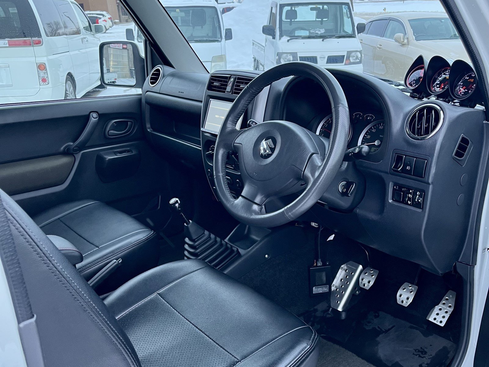 
								2006 Suzuki Jimny 4WD #83 full									