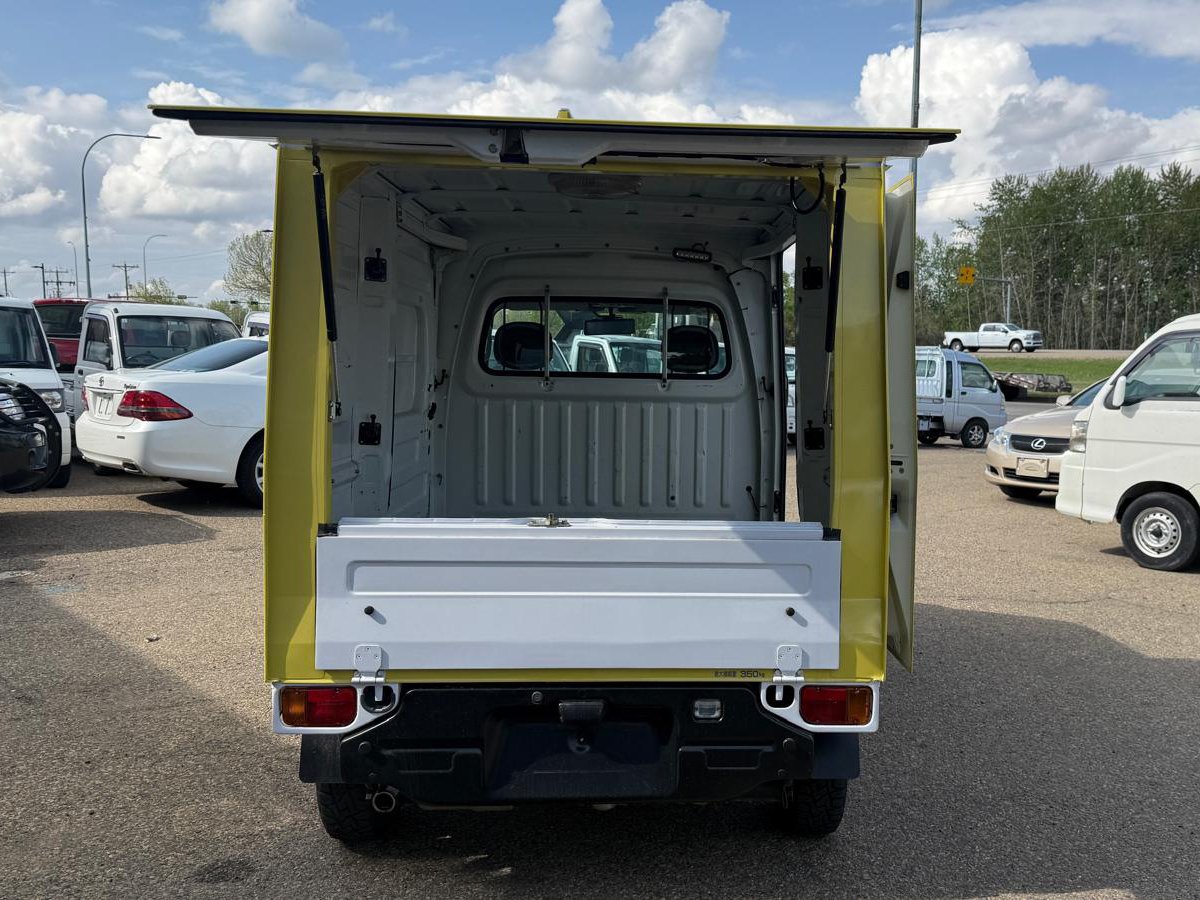 
								2007 Subaru Sambar Yellow Cargo Mini Truck 4WD #167 full									