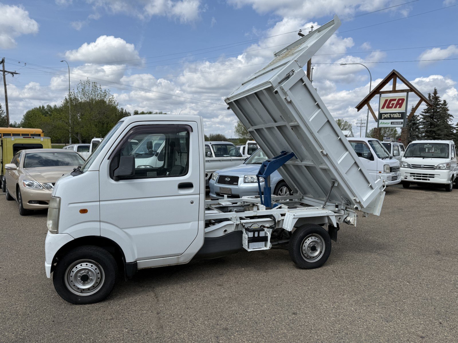 
								2007 Suzuki Carry Dump Truck 4WD #113 full									