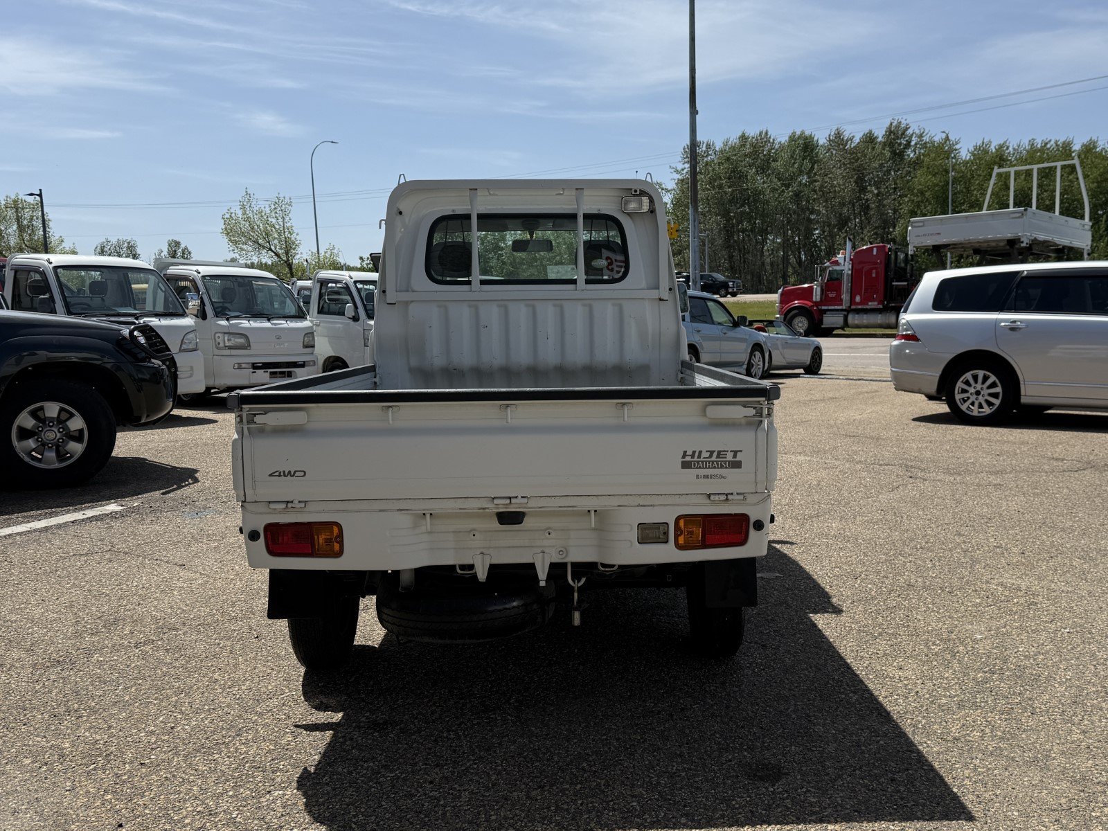 
								2008 Daihatsu Hijet 4WD #140 full									
