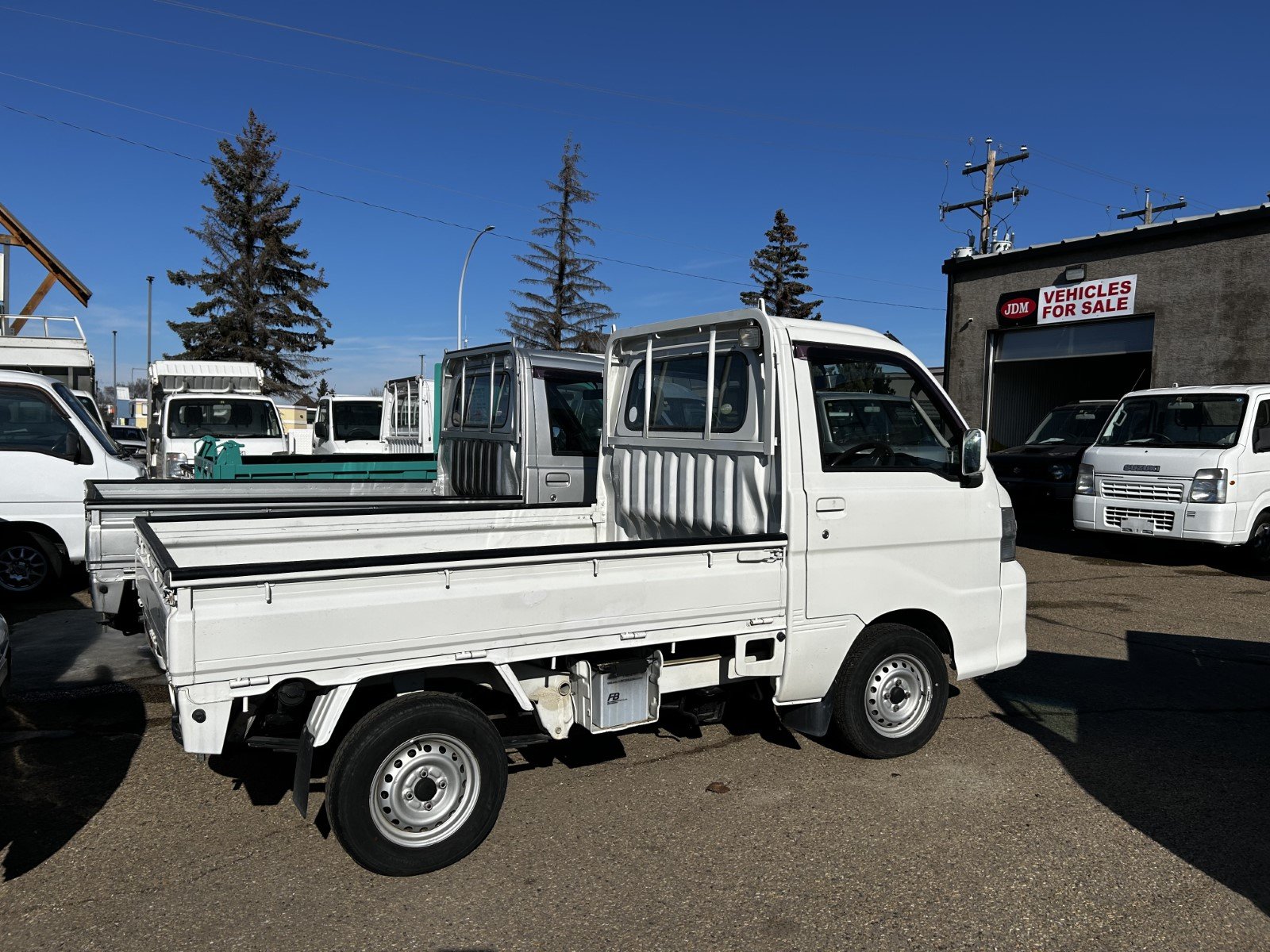 
								2008 Daihatsu Hijet 4WD #111 full									