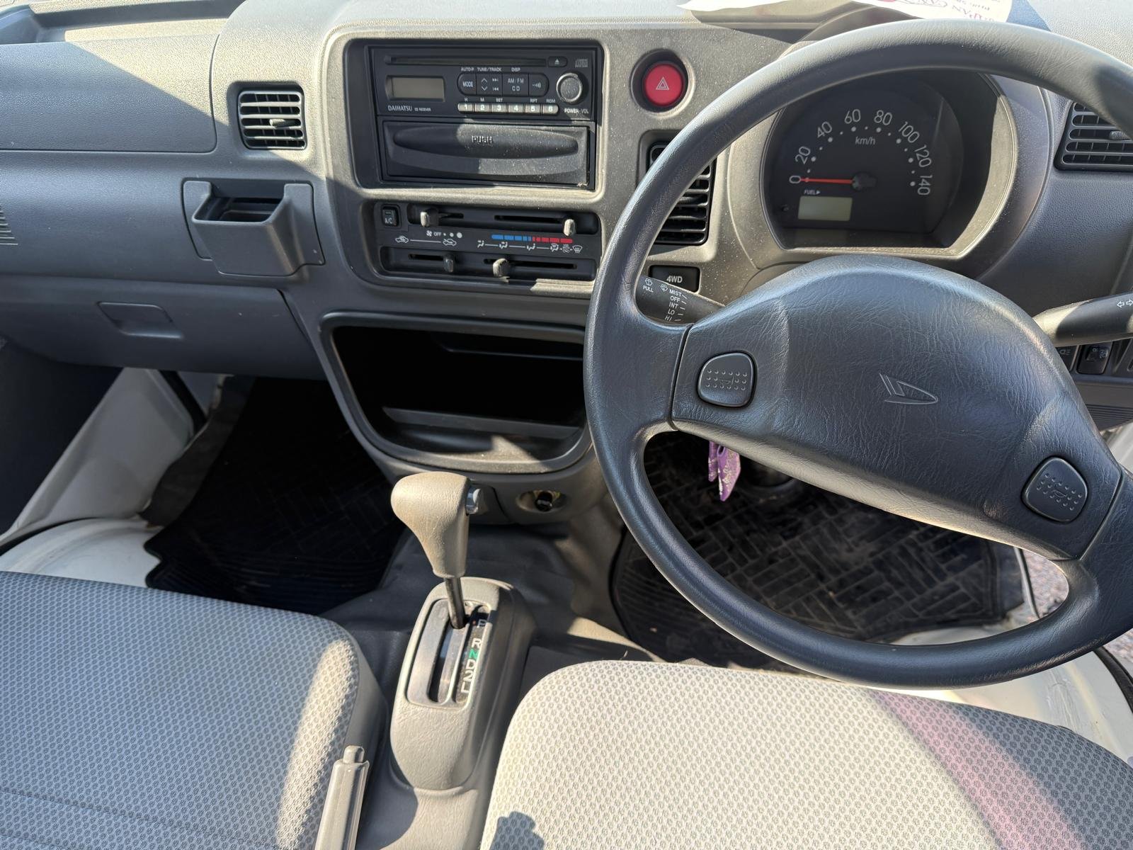 
								2008 Daihatsu Hijet 4WD #164 full									