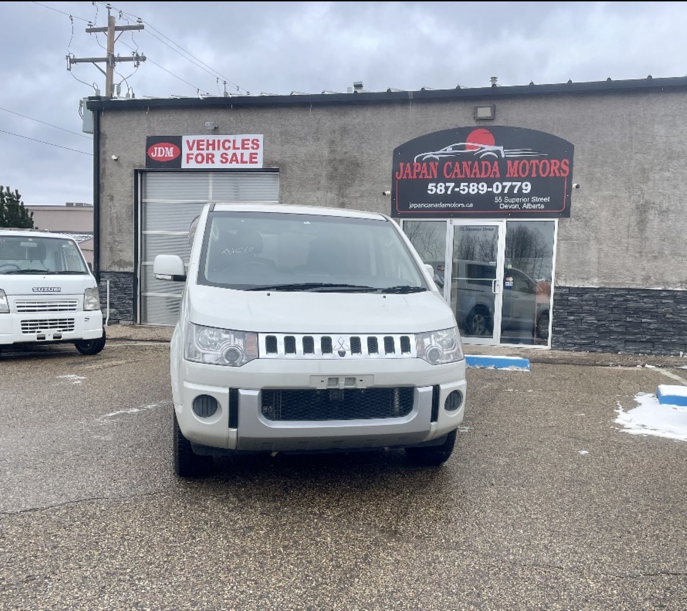 
								2008 Mitsubishi Delica D5 4WD #3 full									