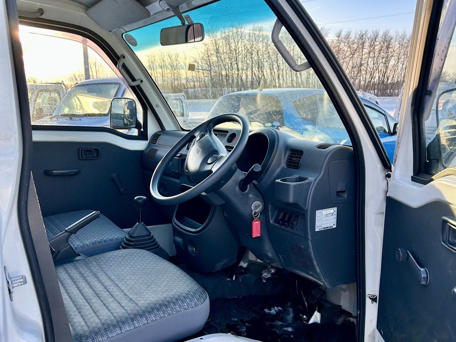 
								2008 Daihatsu Hijet 4WD #99 full									