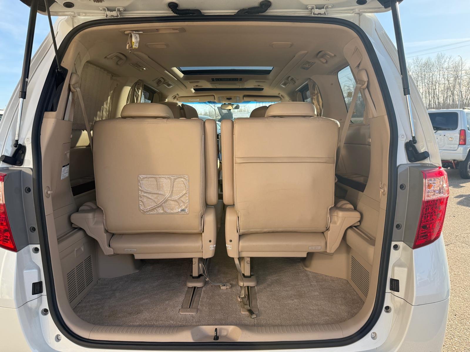 
								2008 Toyota Alphard #25 full									