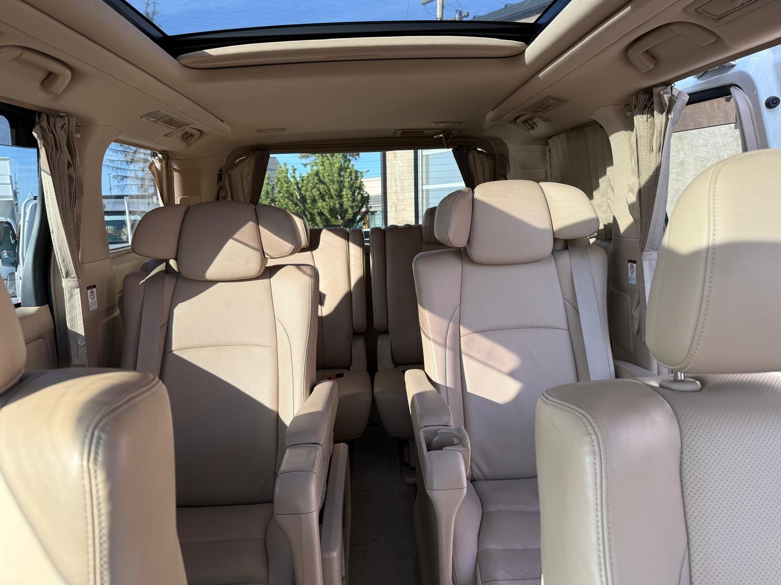 
								2008 Toyota Alphard #25 full									