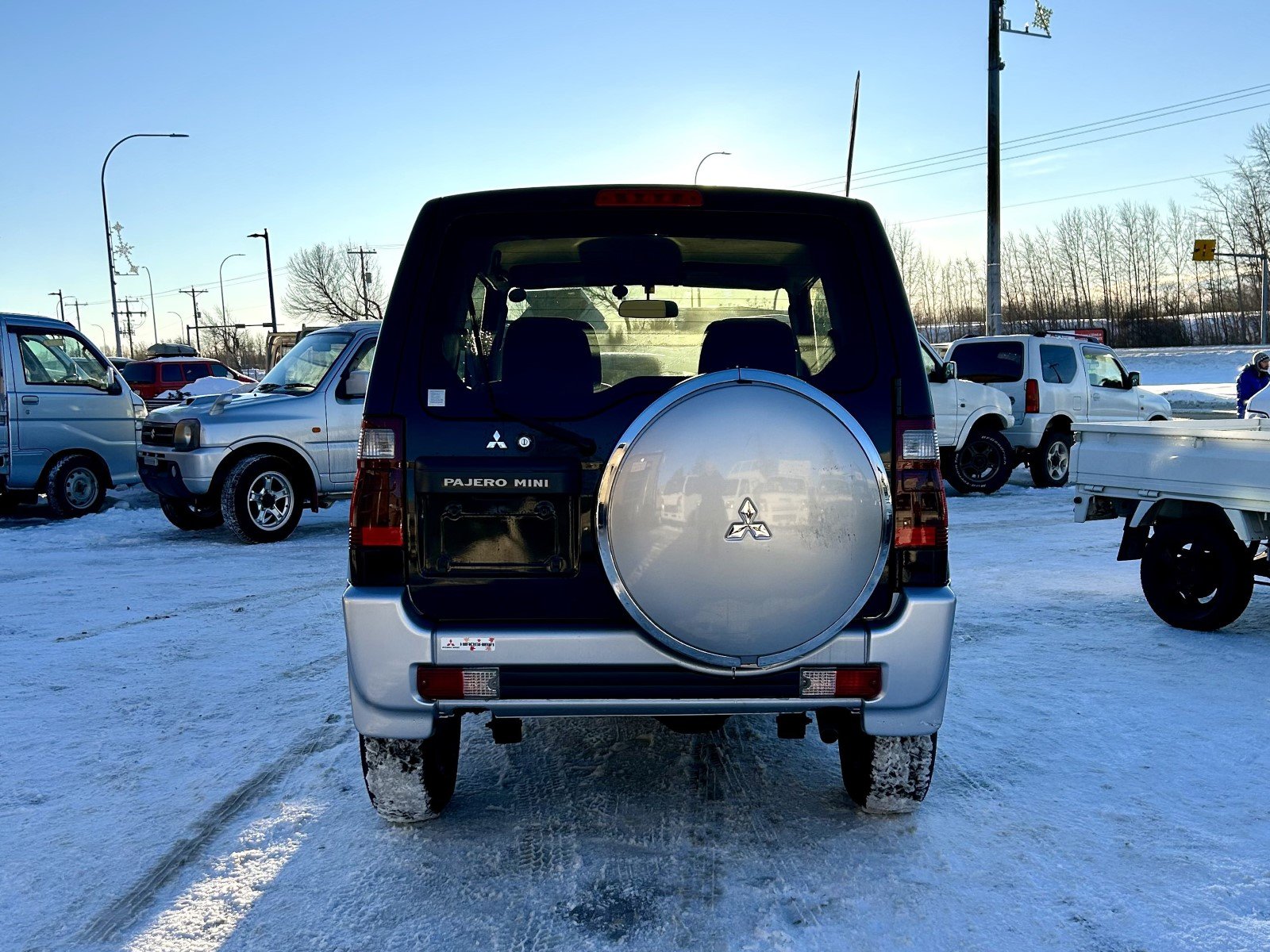 
								2009 Mitsubishi Pajero Mini 4WD #64 full									