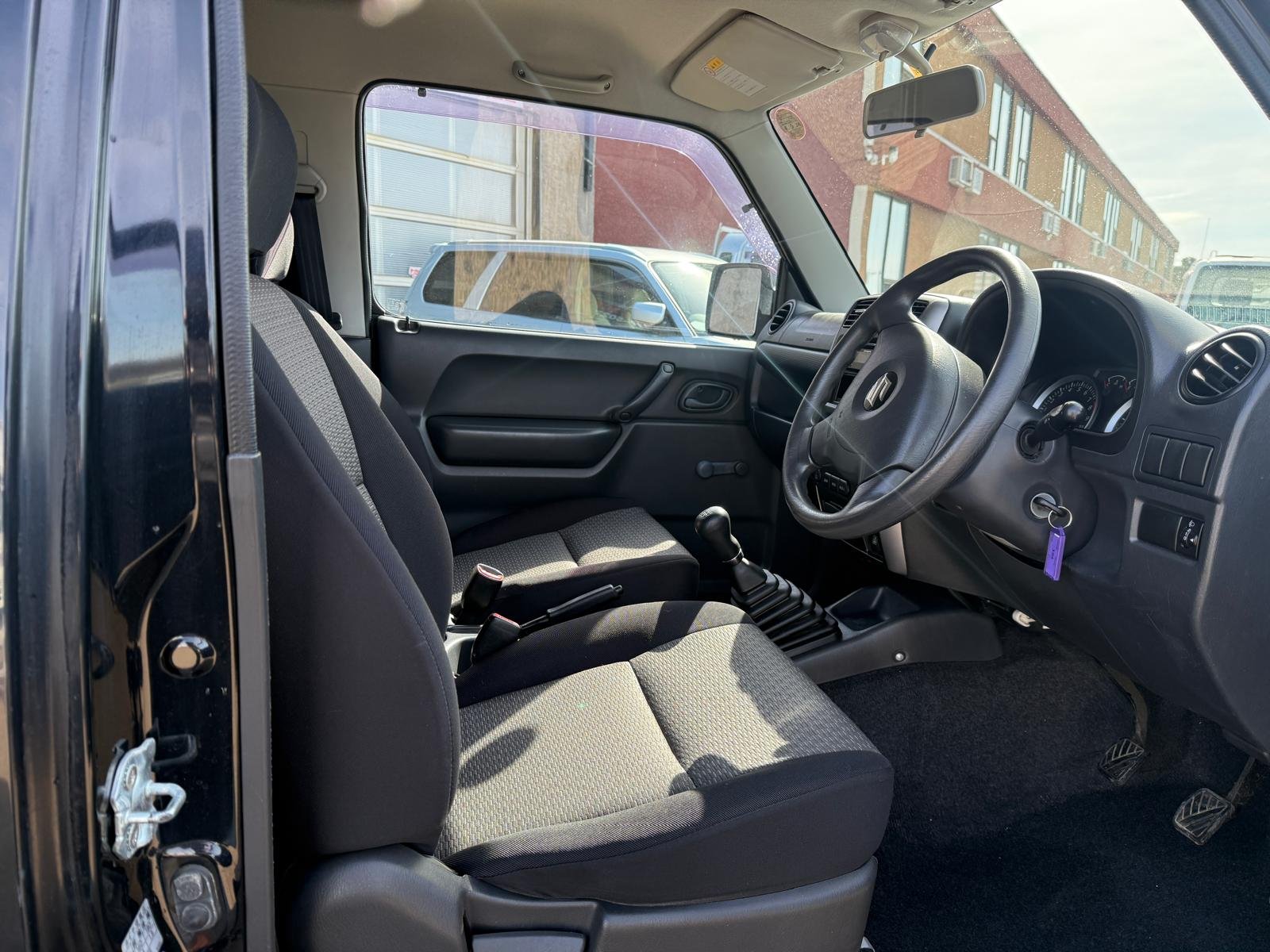 
								2010 Suzuki Jimny 4WD #194 full									