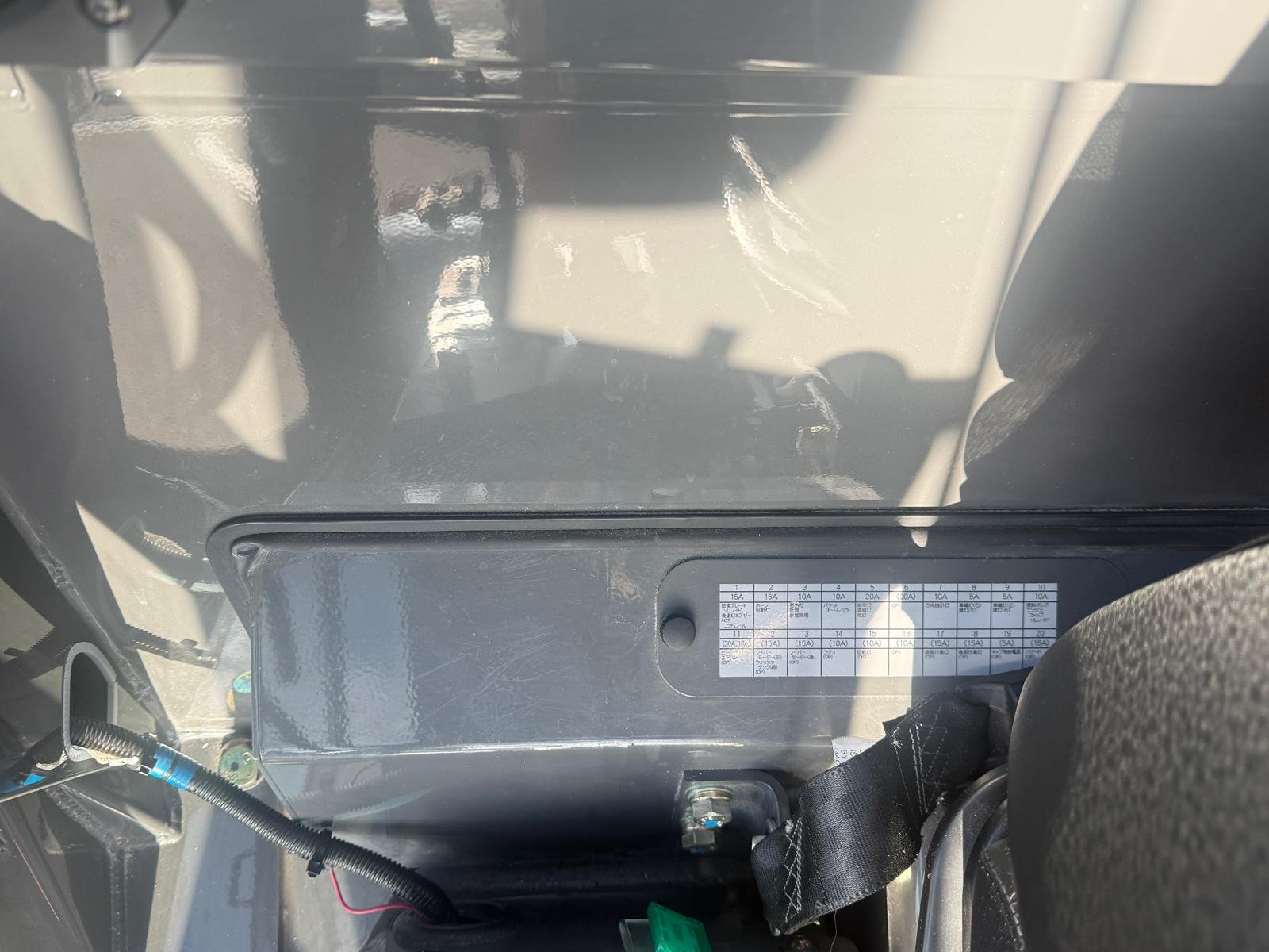 
								2010 Hitachi Wheel Loader 30HP full									