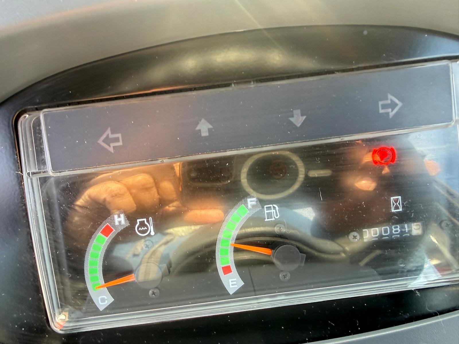 
								2010 Hitachi Wheel Loader 30HP full									